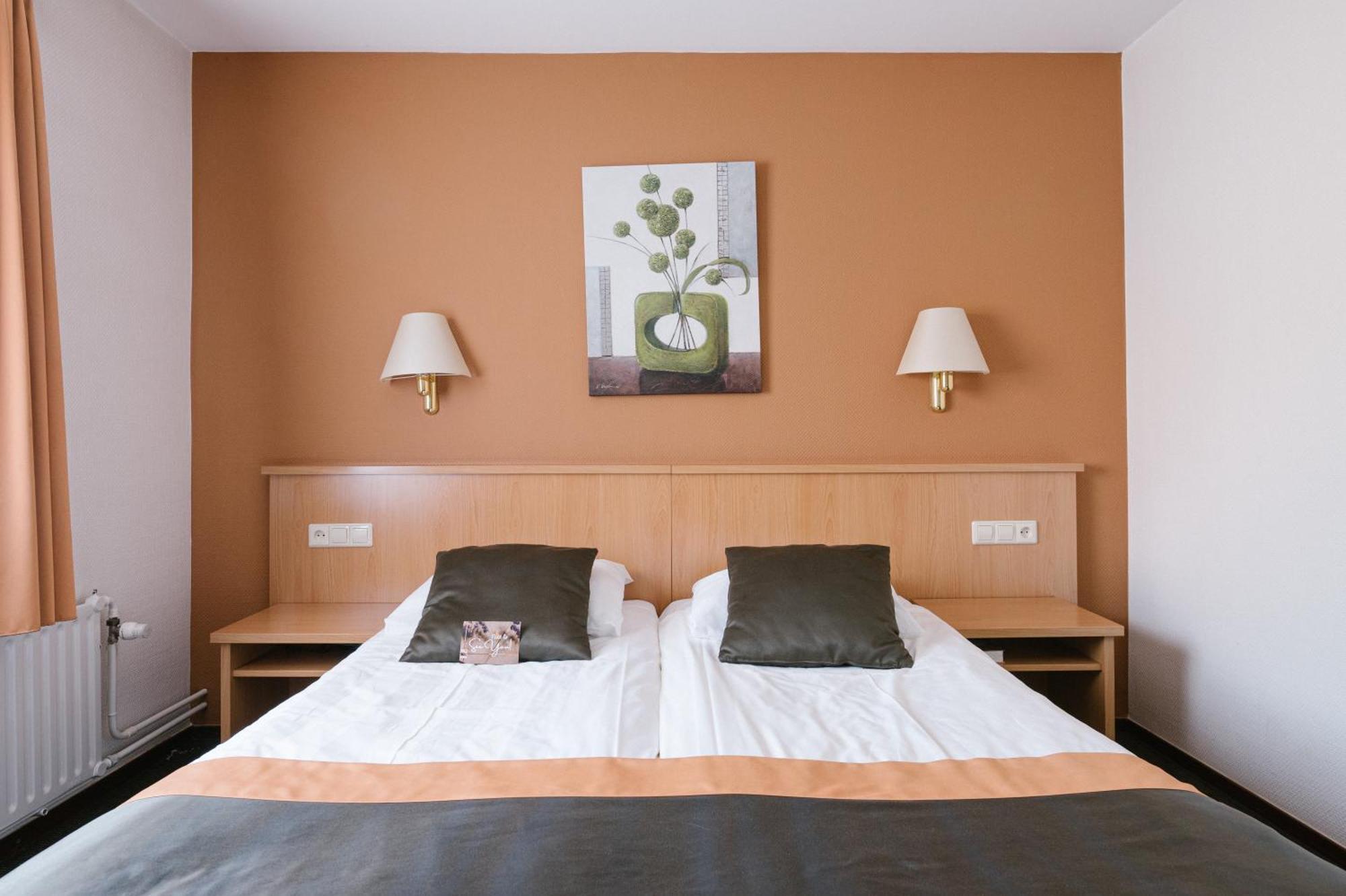 Landhotel Heuvelzicht Schin op Geul Εξωτερικό φωτογραφία