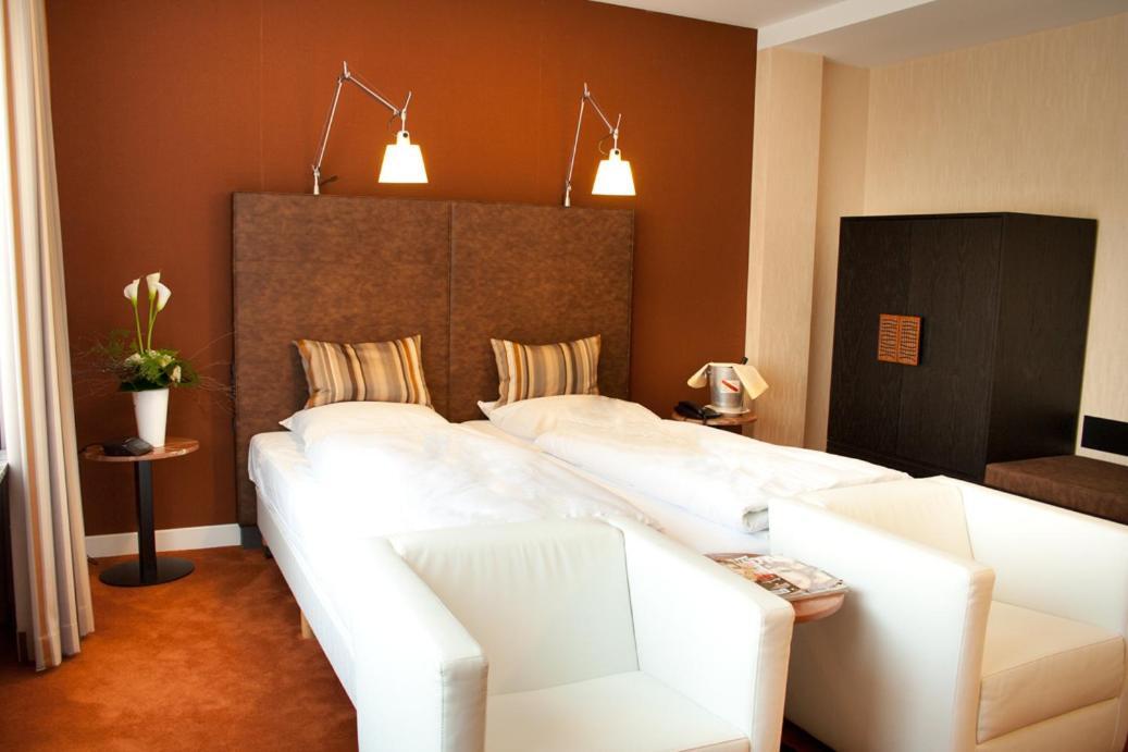 Landhotel Heuvelzicht Schin op Geul Εξωτερικό φωτογραφία